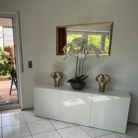 Design-terrasse-7 Personen-netflix-garage-seenah Apartman *