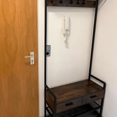 Design-terrasse-7 Personen-netflix-garage-seenah Radolfzell am Bodensee