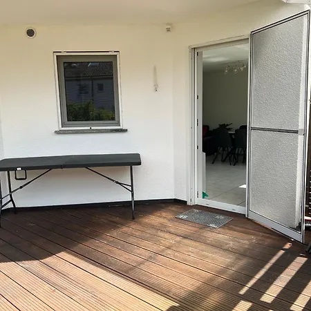 Design-terrasse-7 Personen-netflix-garage-seenah Apartman *