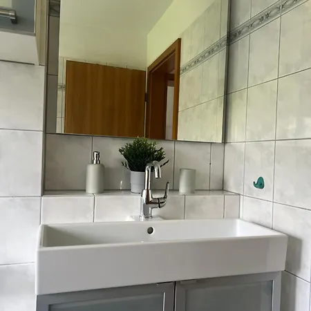 Apartman Design-terrasse-7 Personen-netflix-garage-seenah *