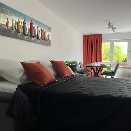 Design-terrasse-7 Personen-netflix-garage-seenah * Radolfzell am Bodensee