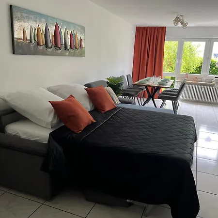 Design-terrasse-7 Personen-netflix-garage-seenah Apartman *