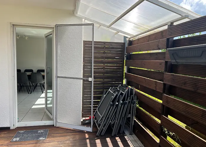 Design-terrasse-7 Personen-netflix-garage-seenah Radolfzell am Bodensee