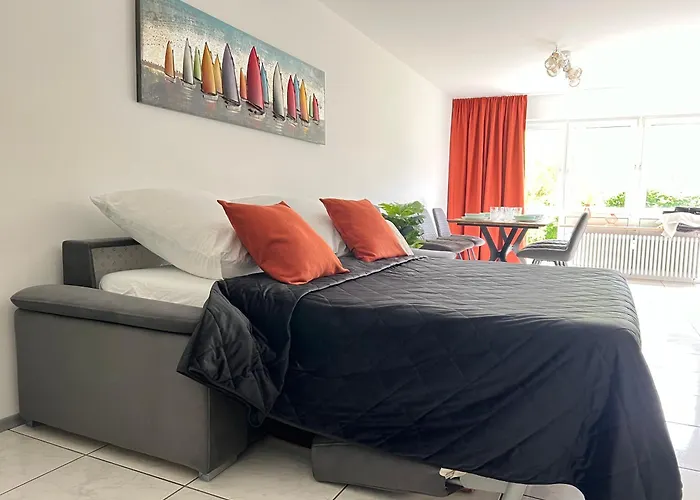 Design-terrasse-7 Personen-netflix-garage-seenah Radolfzell am Bodensee